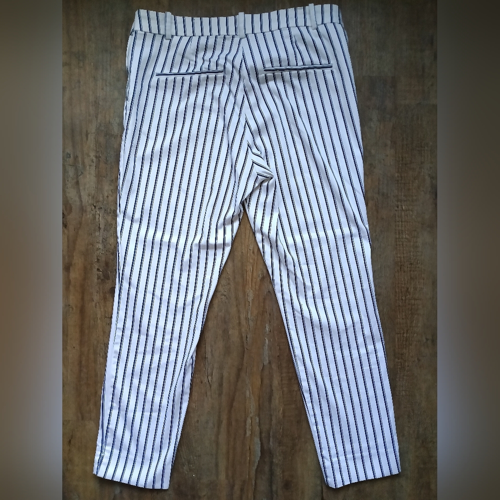 H&M Black & White Striped Pants Size 10 - Picture 3 of 6